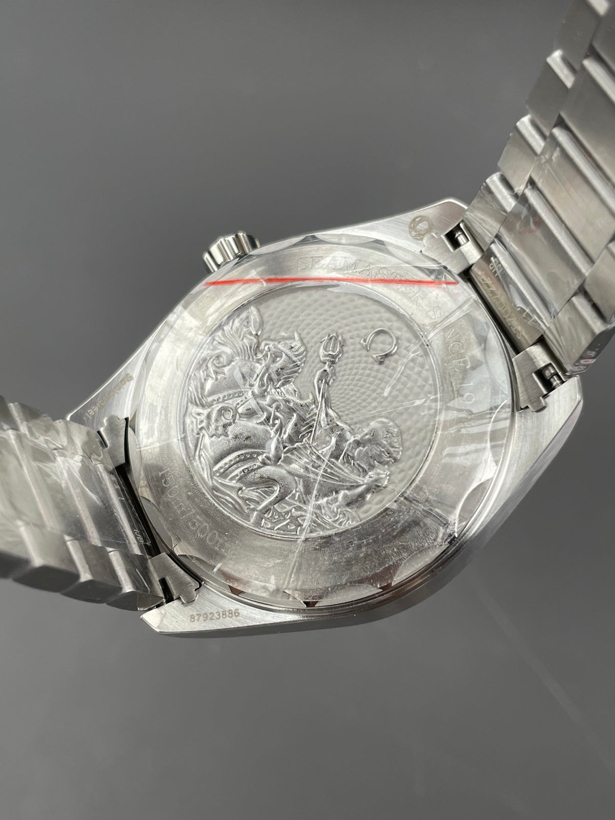 VS 冰蓝盘世界时 海马75周年纪念款/43mm/8806机