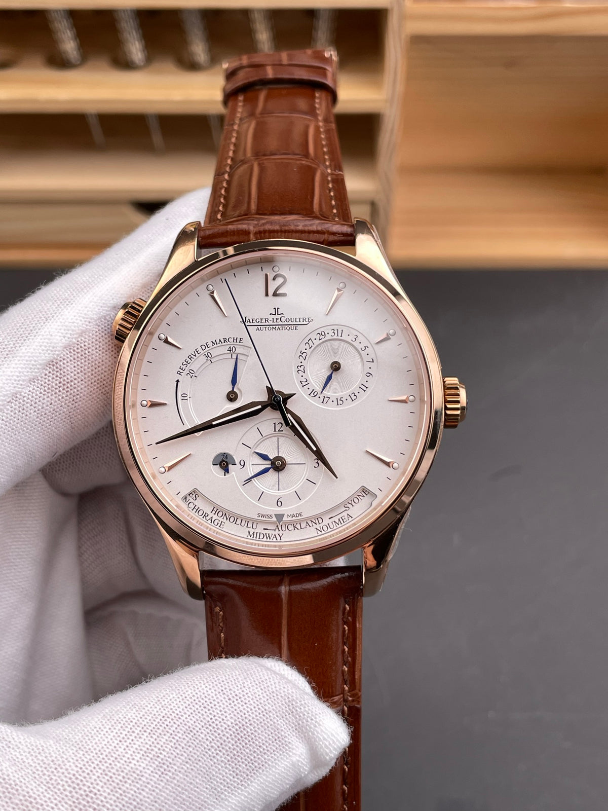 TWA 积家大师 大丑玫瑰金白盘/42mm/9015机改
