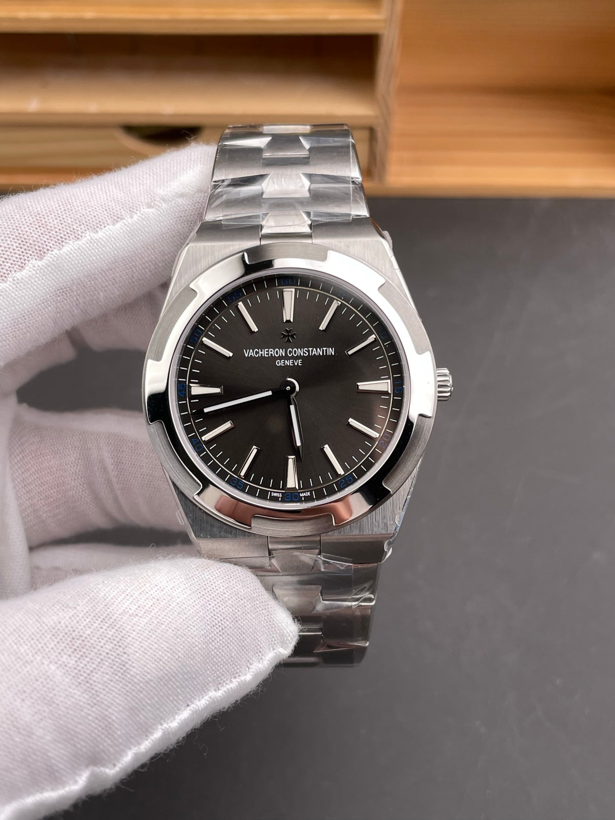 纵横四海2000V 超薄系列40mm/9015机