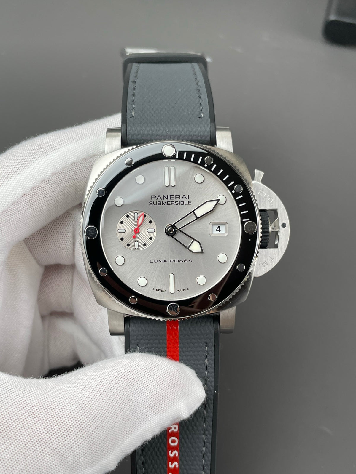 VS 沛纳海 PAM1681/44mm/P9010机
