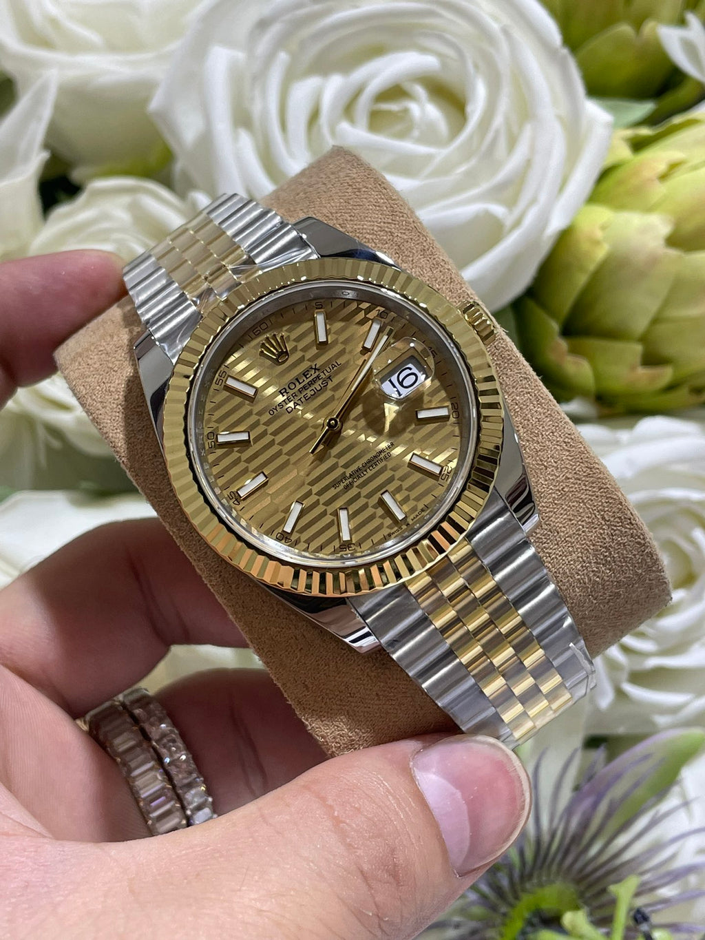 定制18K包金版 (侧不漏白做法)间金款日志系列 41mm表径3235机芯