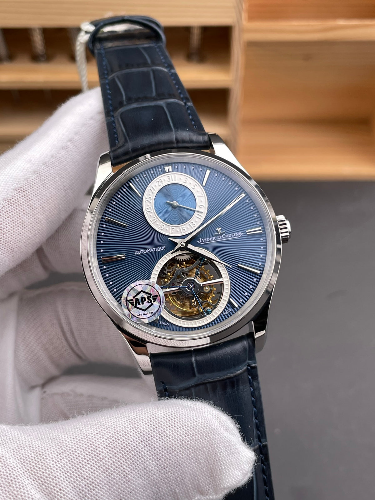 APS 积家大师 13234E1蓝盘/40mm/陀飞轮