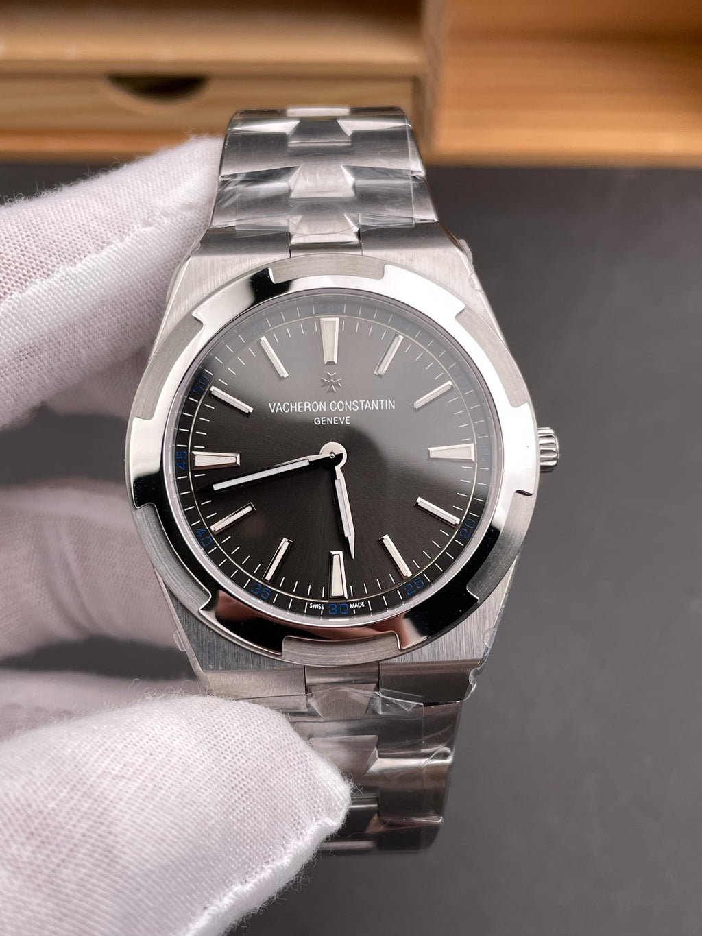 纵横四海2000V 超薄系列40mm/9015机