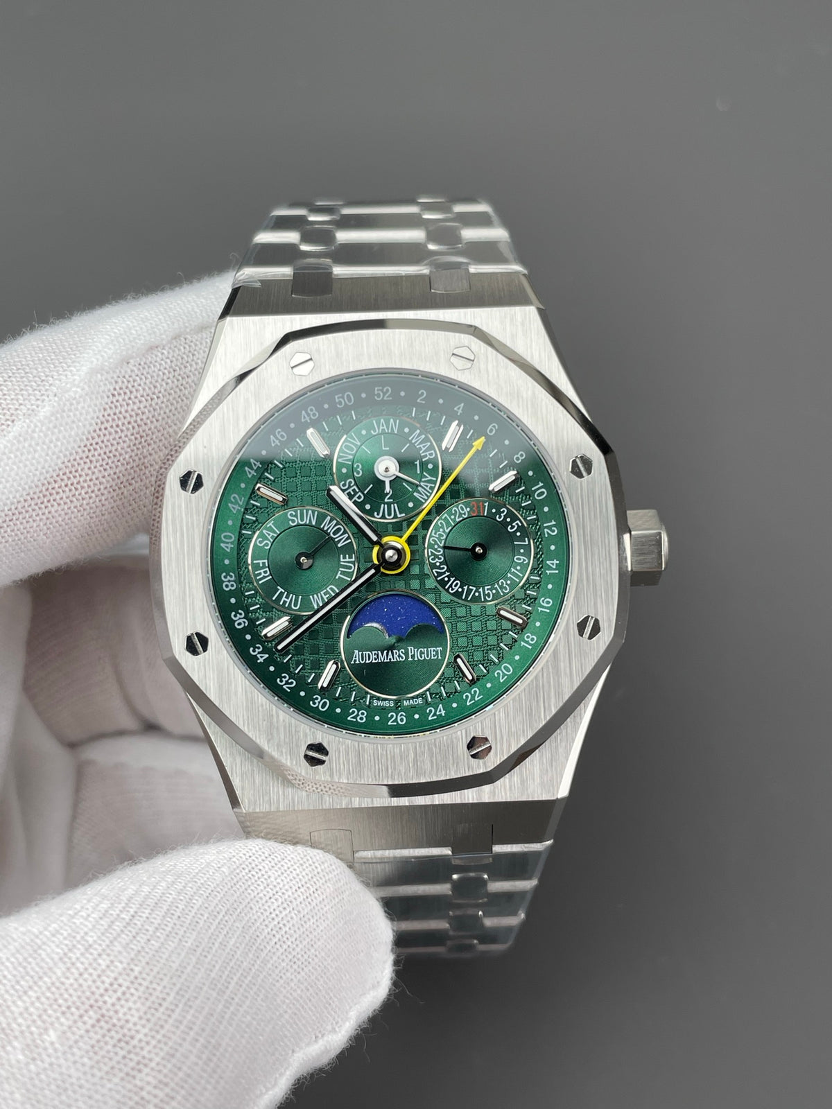 BBS 皇家橡树26574 绿盘多功能/41mm/5134机