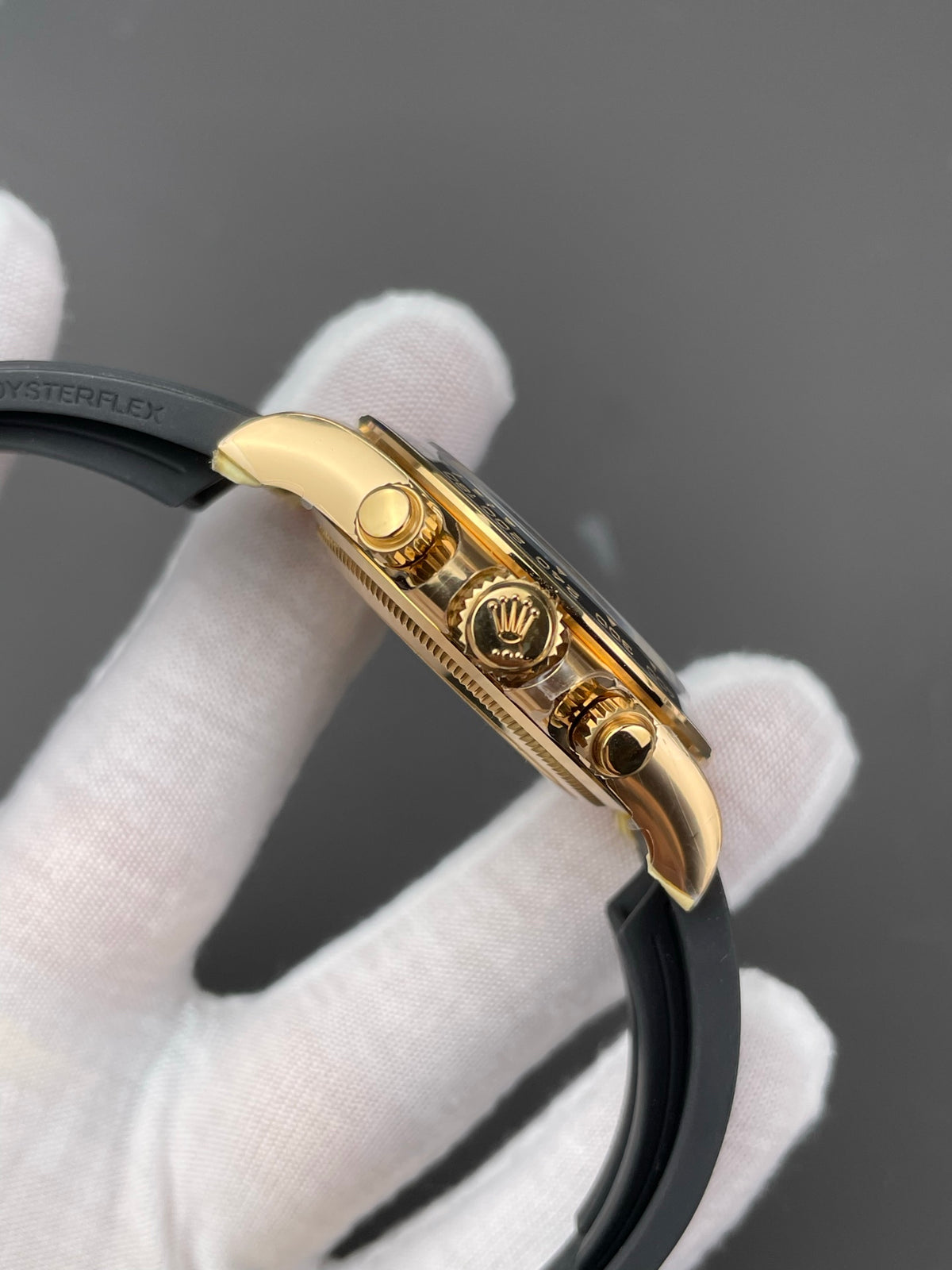 VS 新款余文乐 迪通拿V2版/40mm/4131机/配重136G