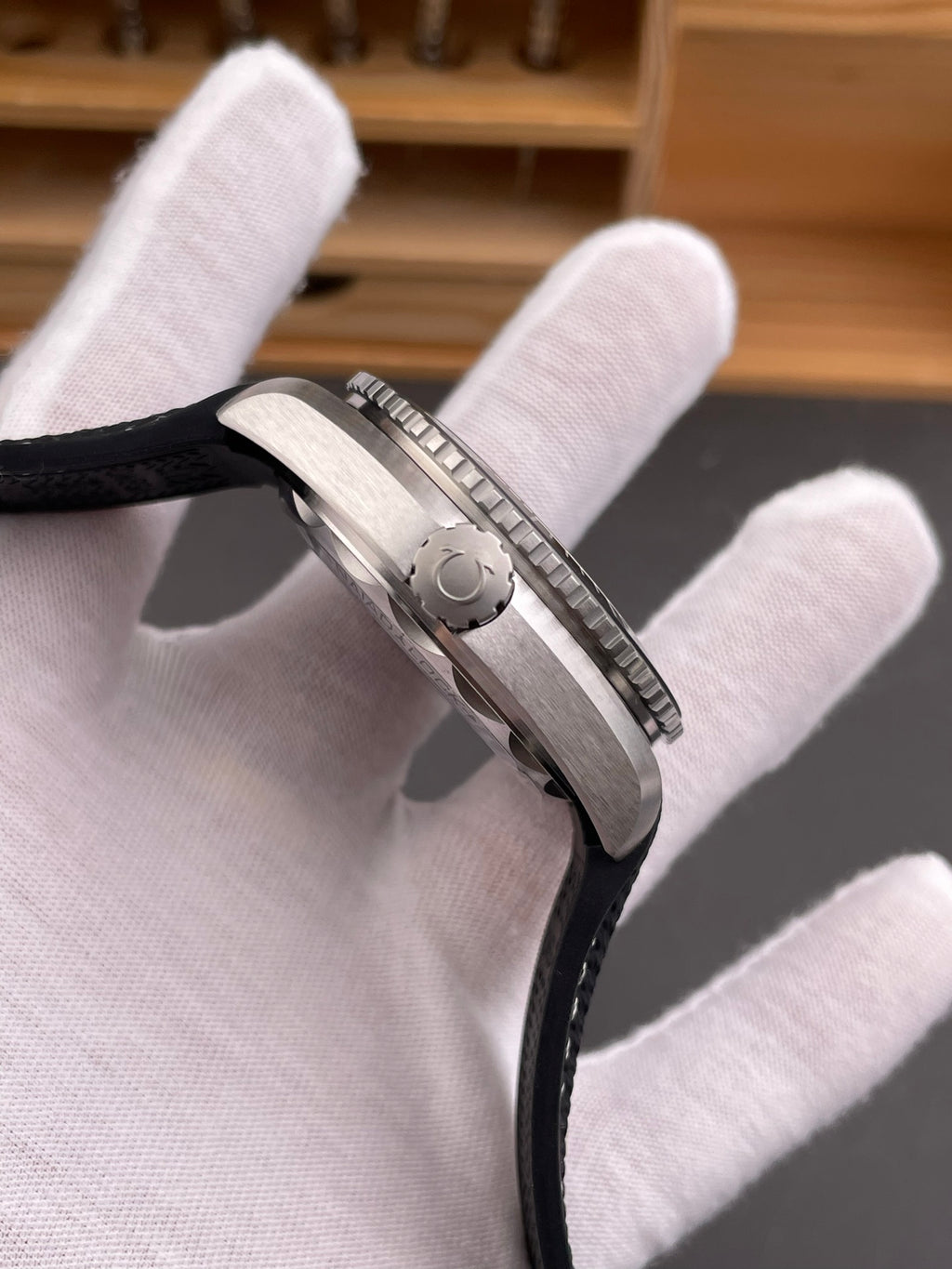 VS 海马600 铜灰盘/43.5mm/8900机
