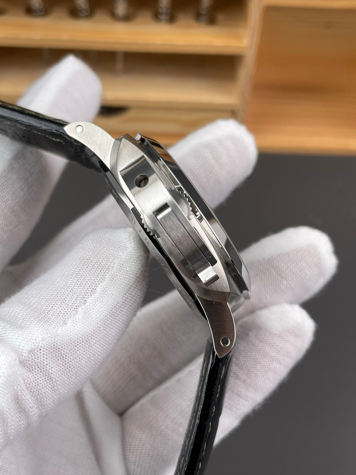 VS PAM1056 沛纳海/44mm/P9011机