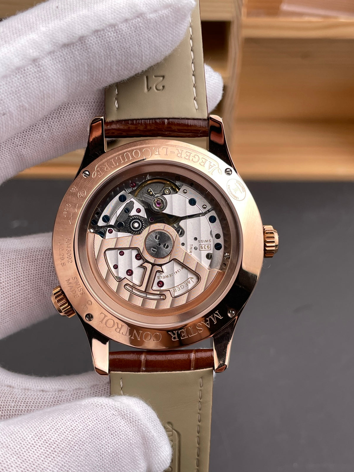 TWA 积家大师 大丑玫瑰金白盘/42mm/9015机改