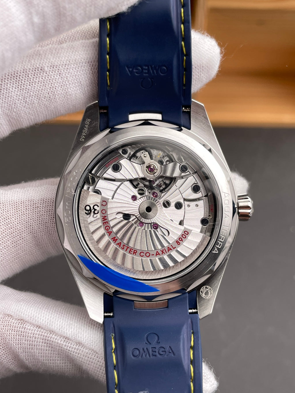 VS 海马150m 黄针撑杆跳/41mm/8900机