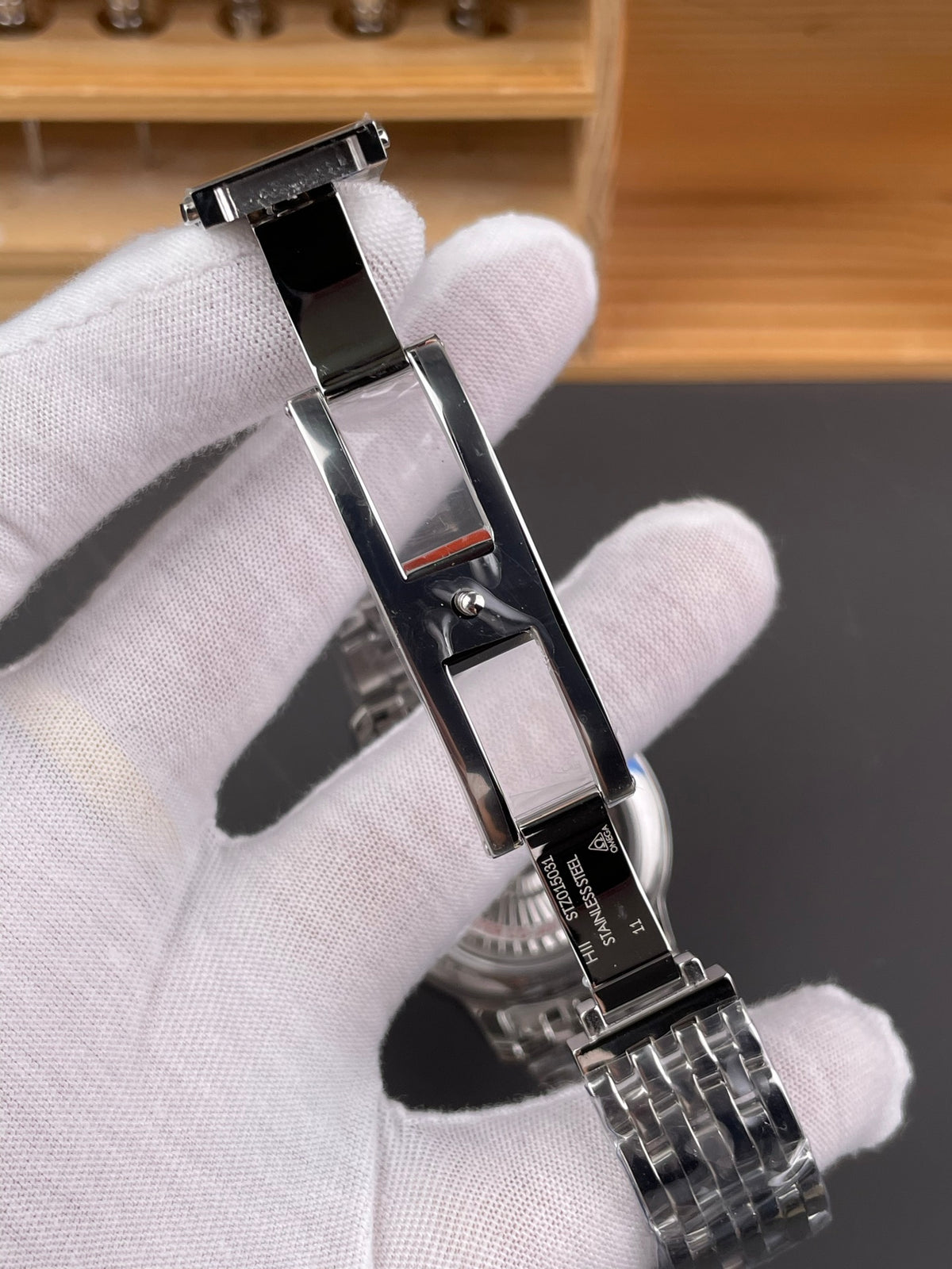 VS 欧米加蓝蝶飞 男蝶飞蓝盘/39.5mm/2824机