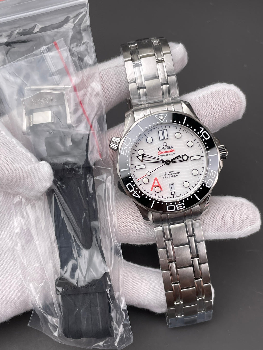 VS 海马300 白熊猫V4版/42mm/8800机/双表带