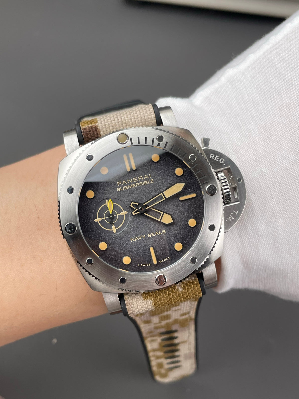 VS 沛纳海 PAM1518/44mm/P9010机