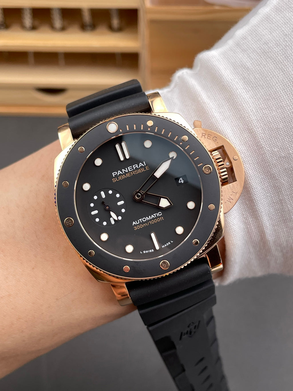 VS 沛纳海PAM2164 玫瑰金/42mm/机
