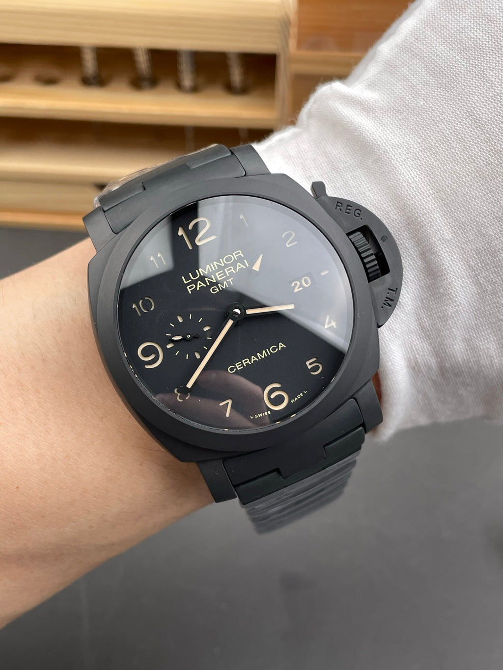 VS 沛纳海 PAM438全陶瓷V3版/44mm/机