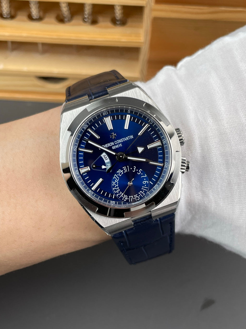 纵横四海7900V 蓝盘/41mm/5110机芯