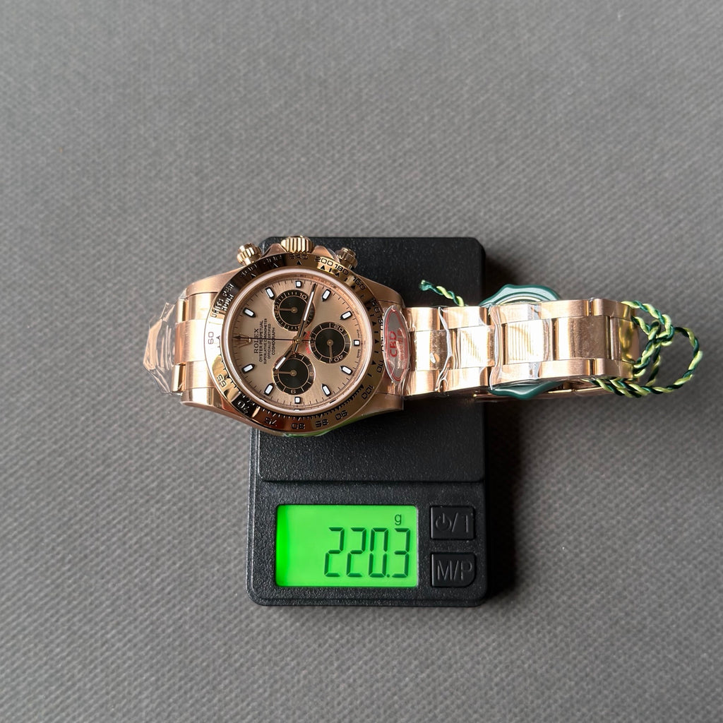 The highest version with a 1:1 ratio, the Beisao Ditongna 4130 movement