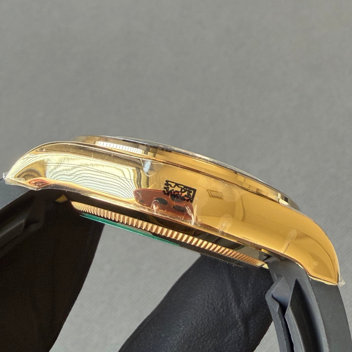 The highest version with a 1:1 ratio, the Little Monster Daytona 4131 movement