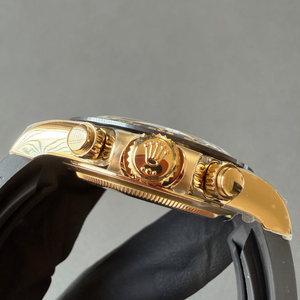 Black disc diamond engraved Daytona 4130 movement
