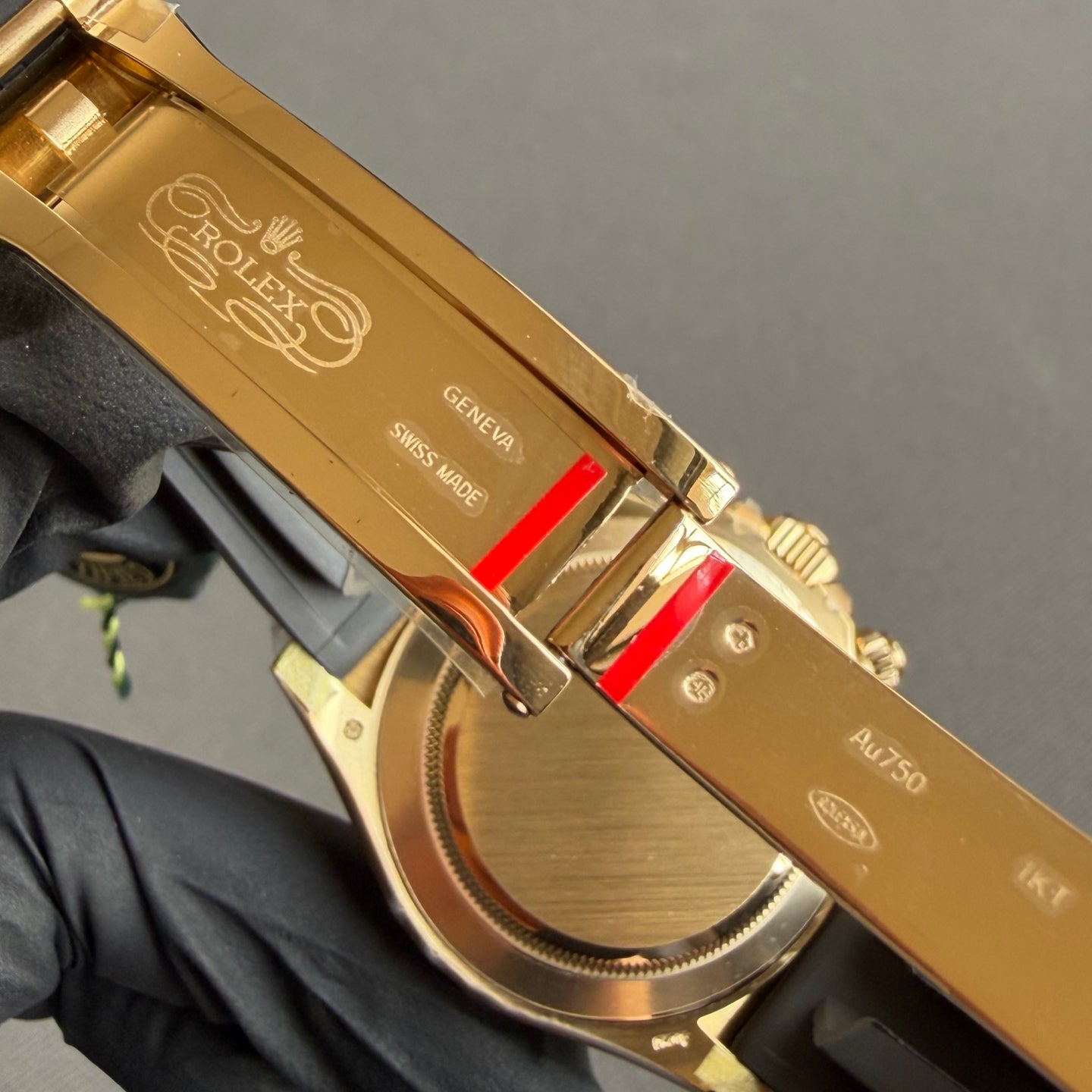 Black disc diamond engraved Daytona 4130 movement