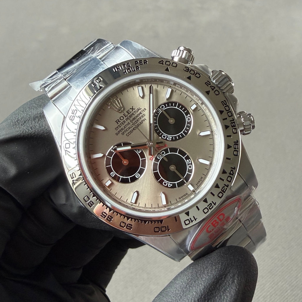 Cement Grey Daytona 4131 movement