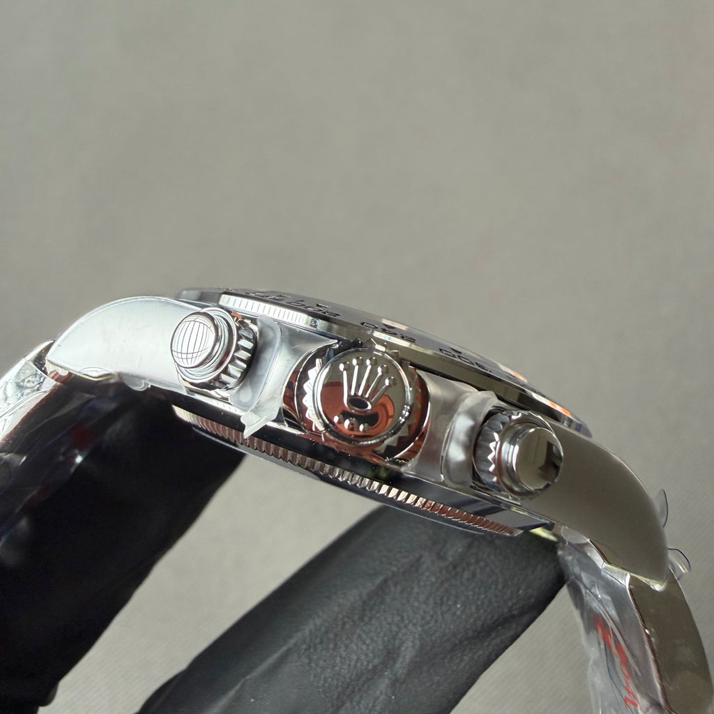 Cement Grey Daytona 4131 movement