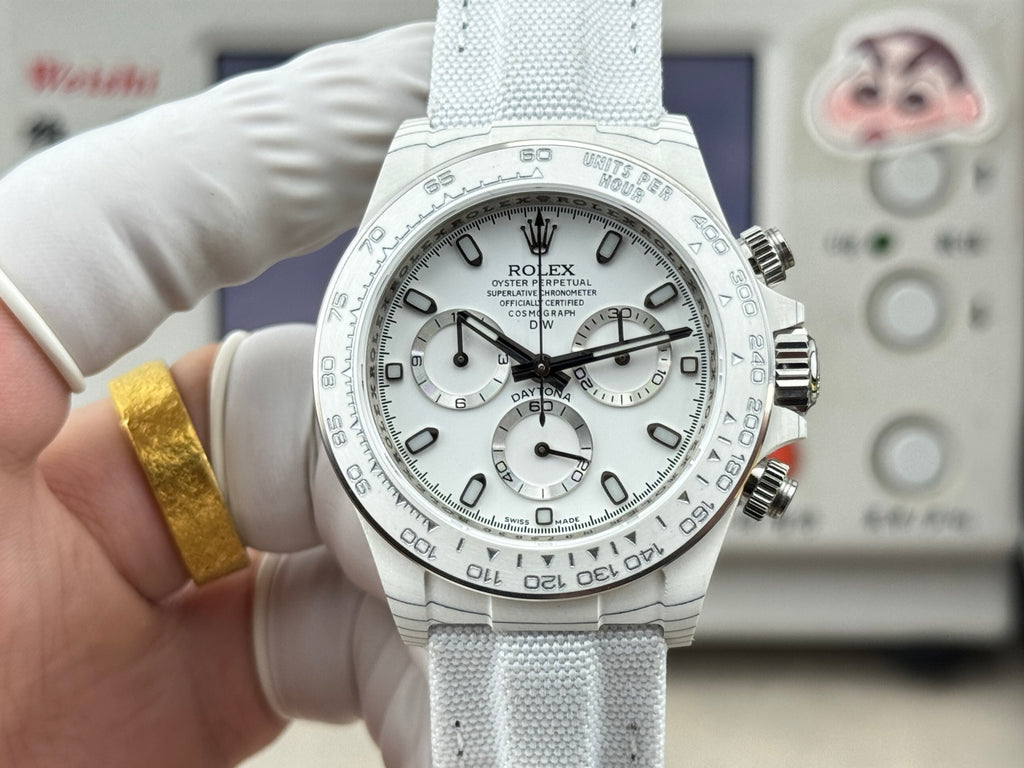 Customized Carbon Fiber Edition of the Space Timing Daytona Series