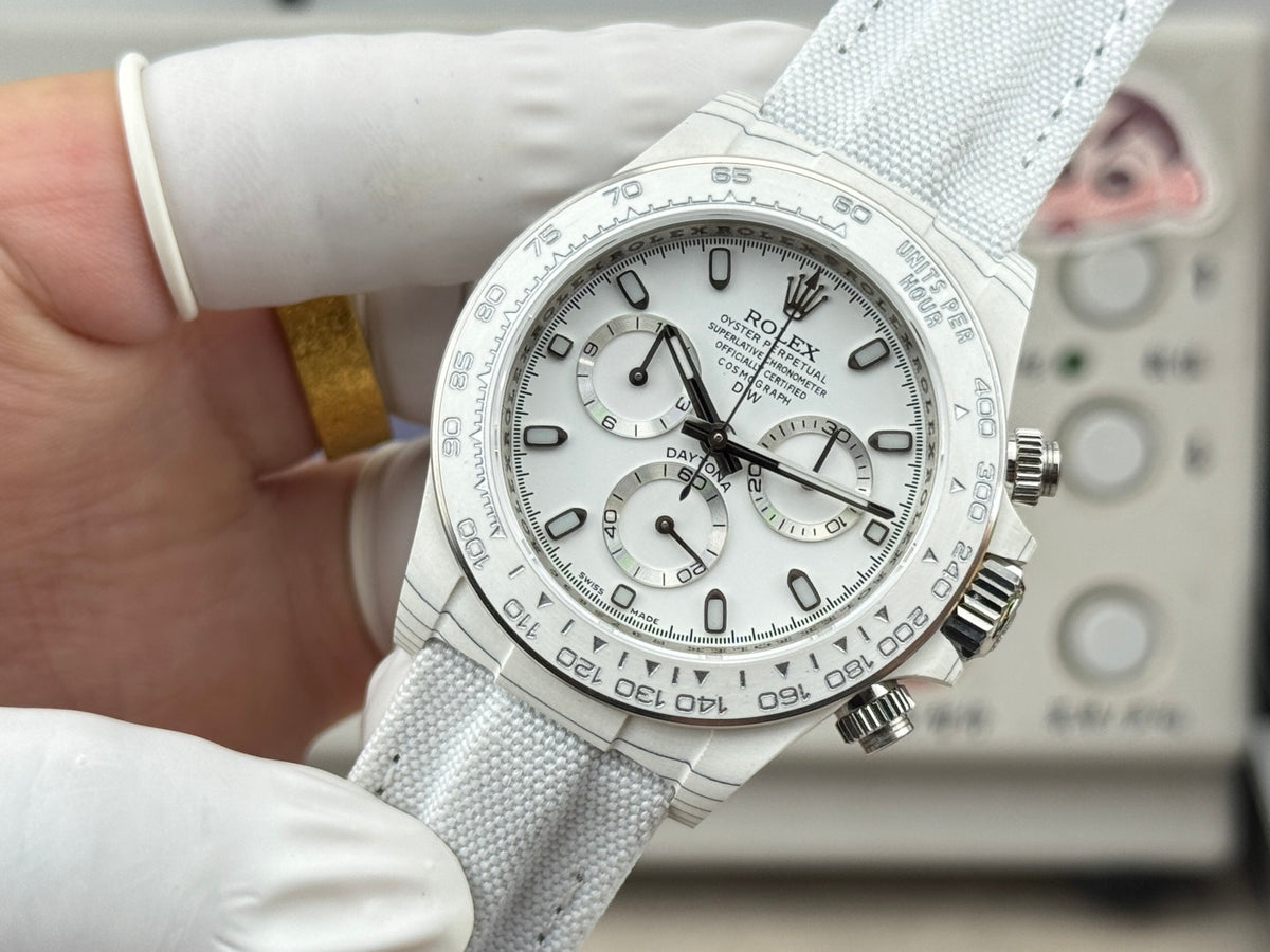 Customized Carbon Fiber Edition of the Space Timing Daytona Series