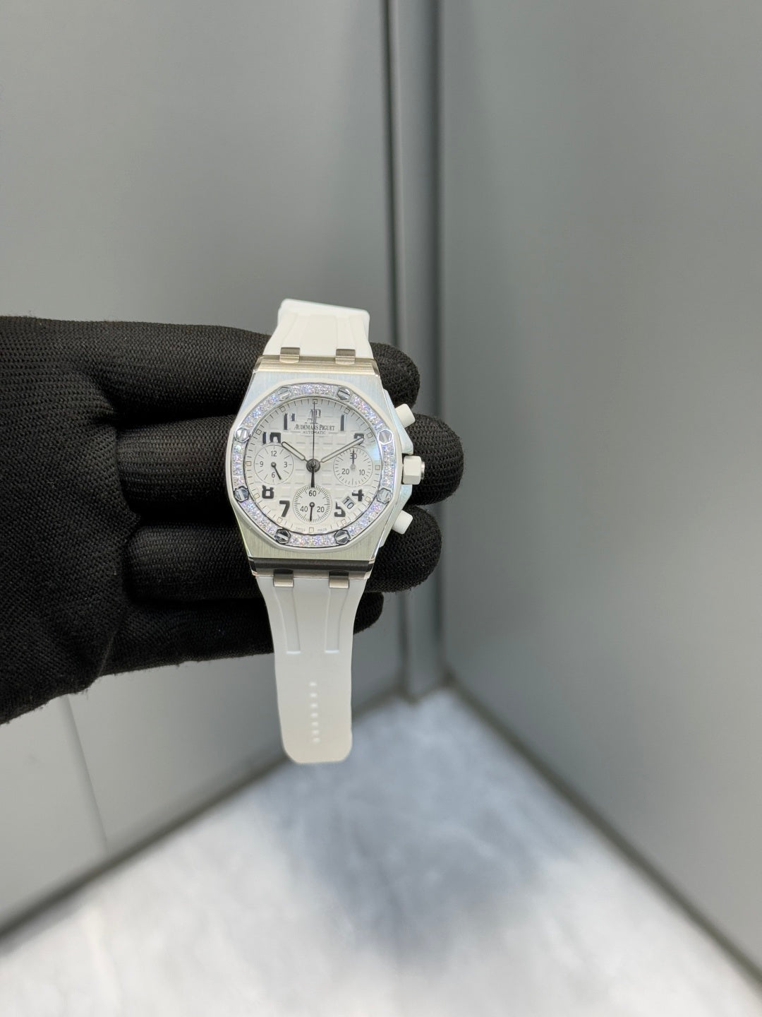 Audemars Piguet (AP) Royal Oak Series 37mm