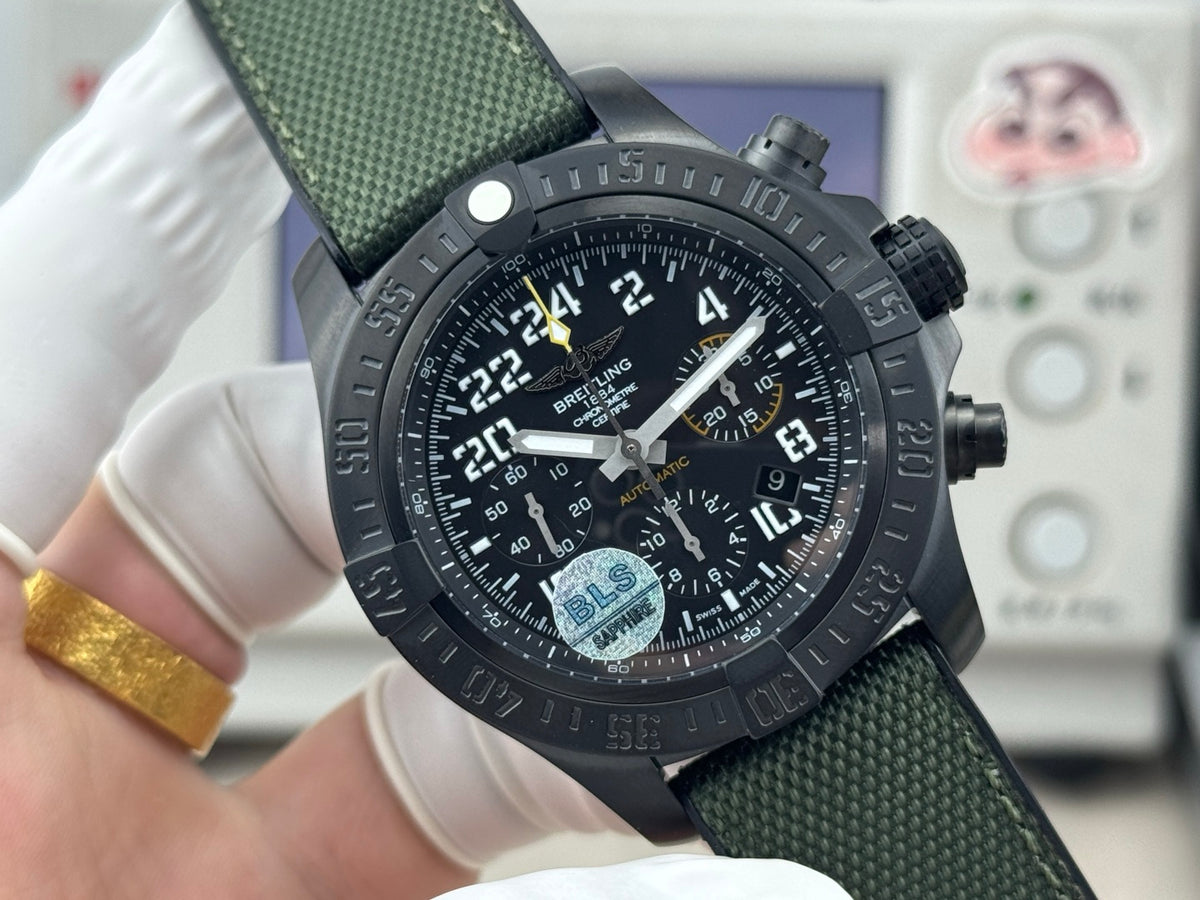 BLS's latest Breitling Avenger B01