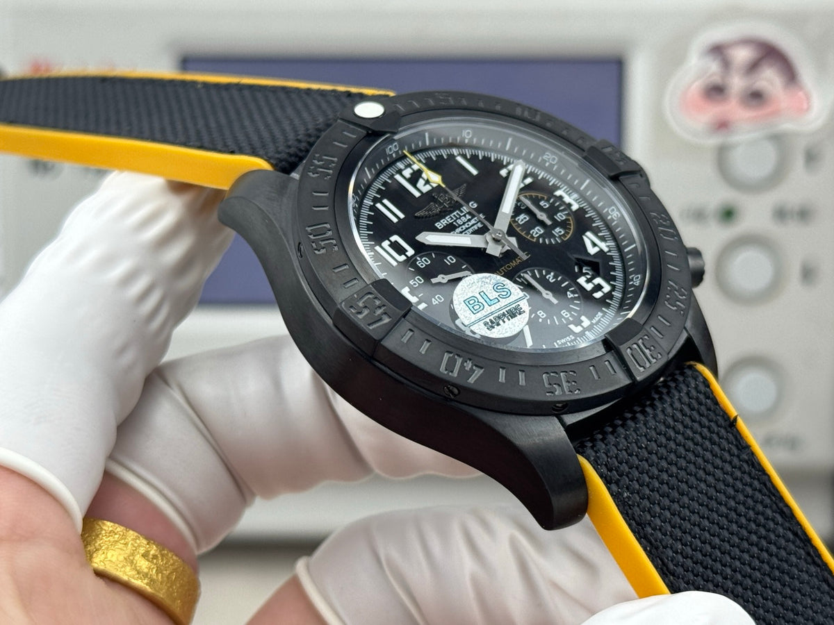 BLS's latest Breitling Avenger B01