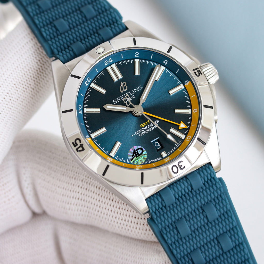 The Chronomat Automatic GMT 40