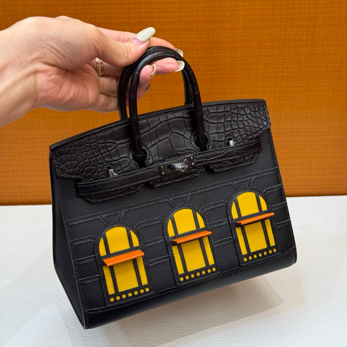 现货 Birkin 20cm 黑色小房子 So Black🏠  全手工蜡线缝 黑扣 Stock