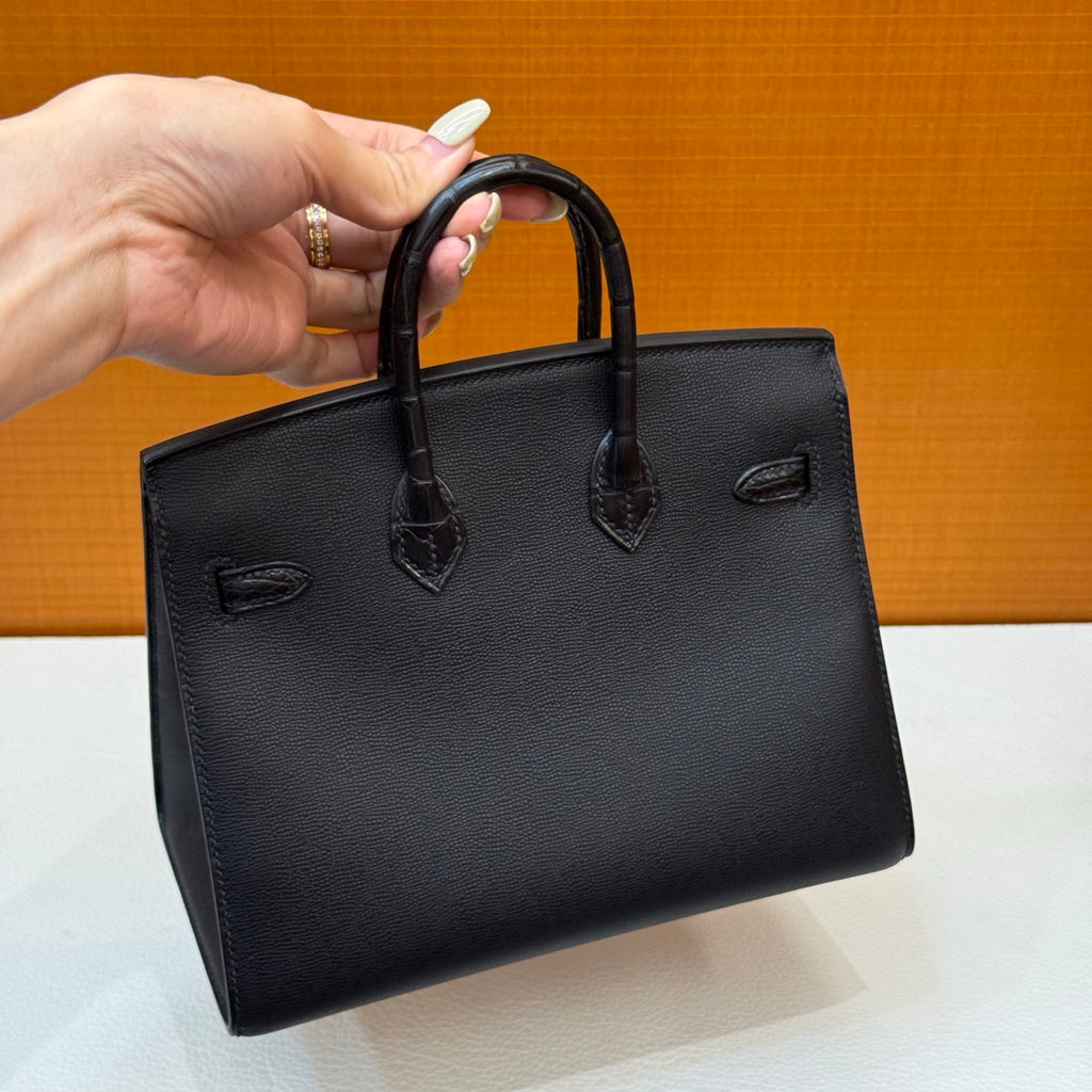 现货 Birkin 20cm 黑色小房子 So Black🏠  全手工蜡线缝 黑扣 Stock