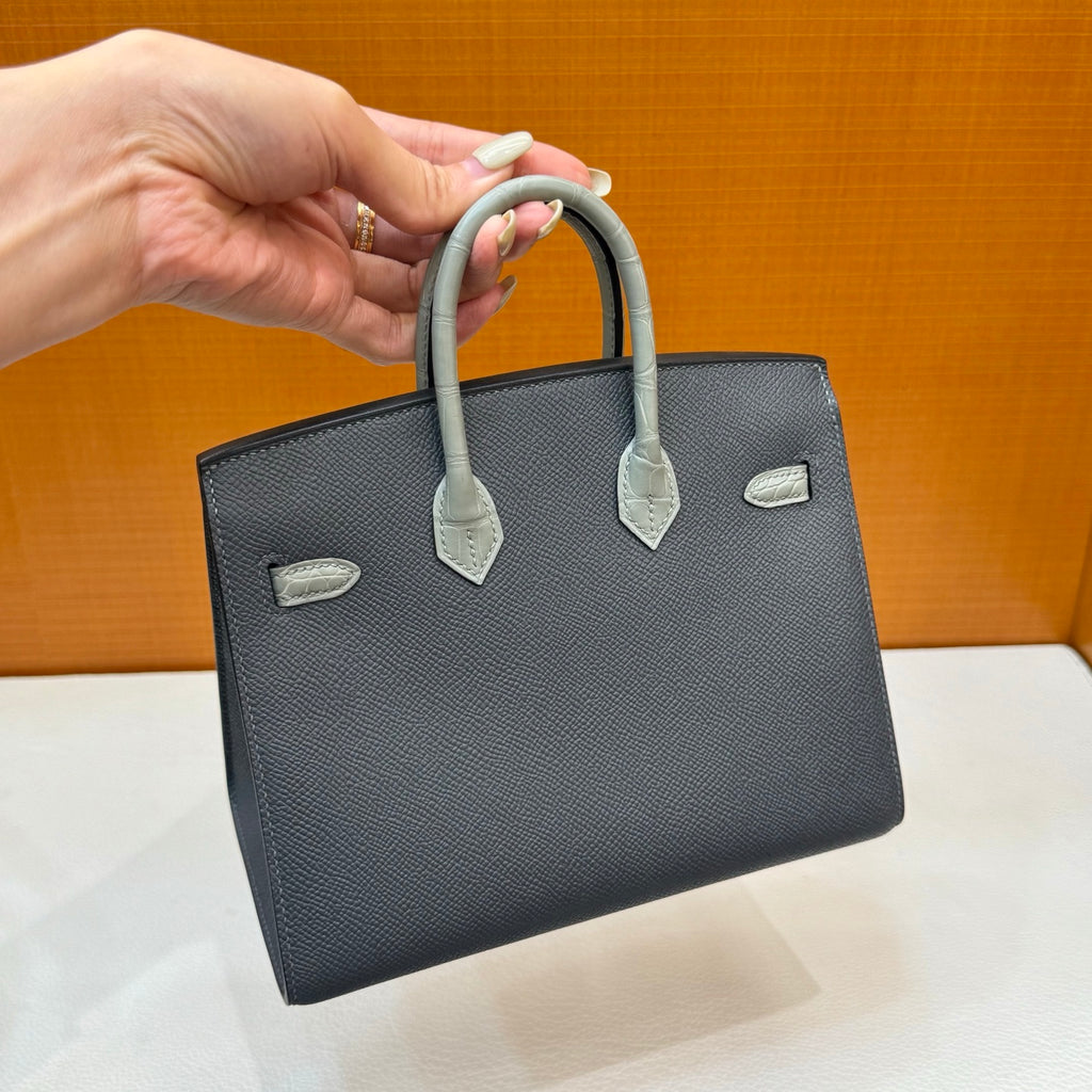 现货 Birkin 20cm 限量版 灰色小房子🏠  全手工蜡线缝  浅金扣 Stock