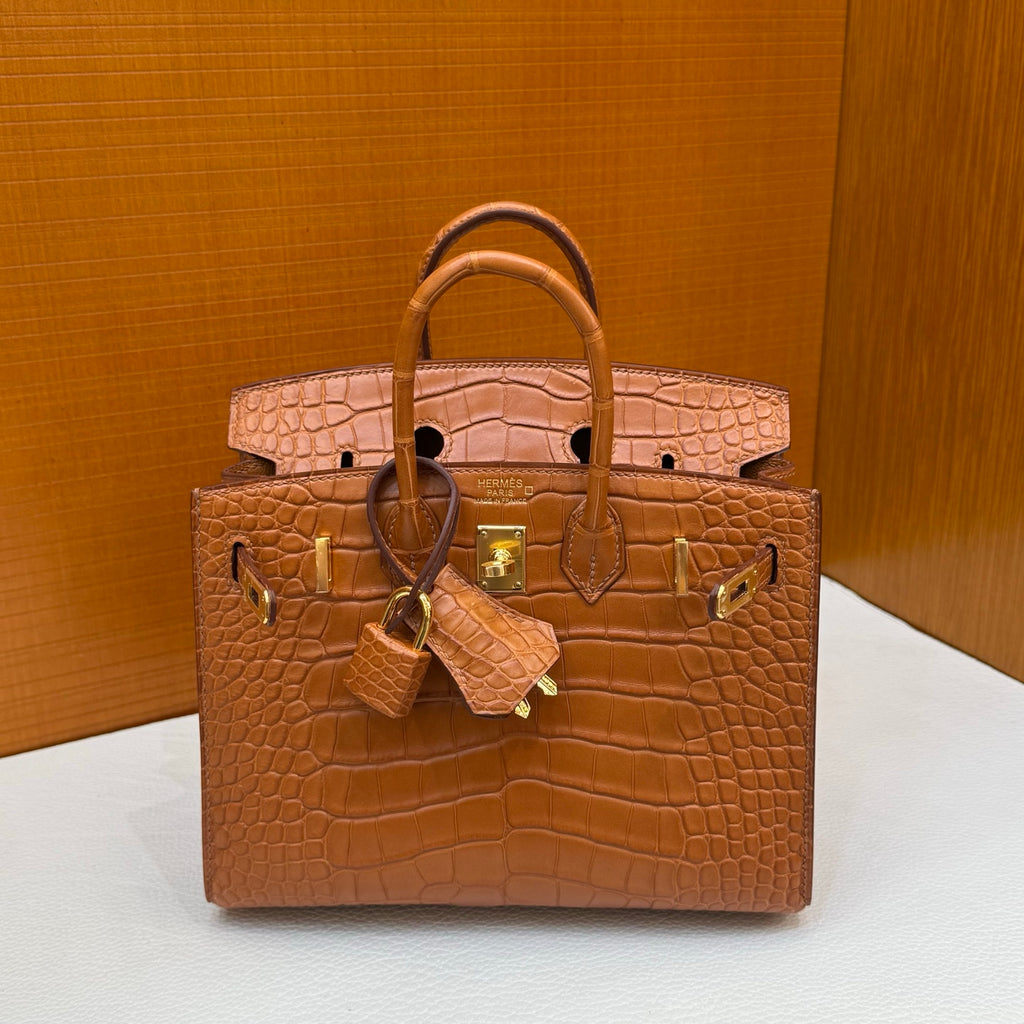 Birkin 20cm Sellier 外缝 雾面美洲鳄鱼  Color：37金棕色 Gold GHW Matte Alligator Crocodile 全手工蜡线缝  金扣 定制✈️