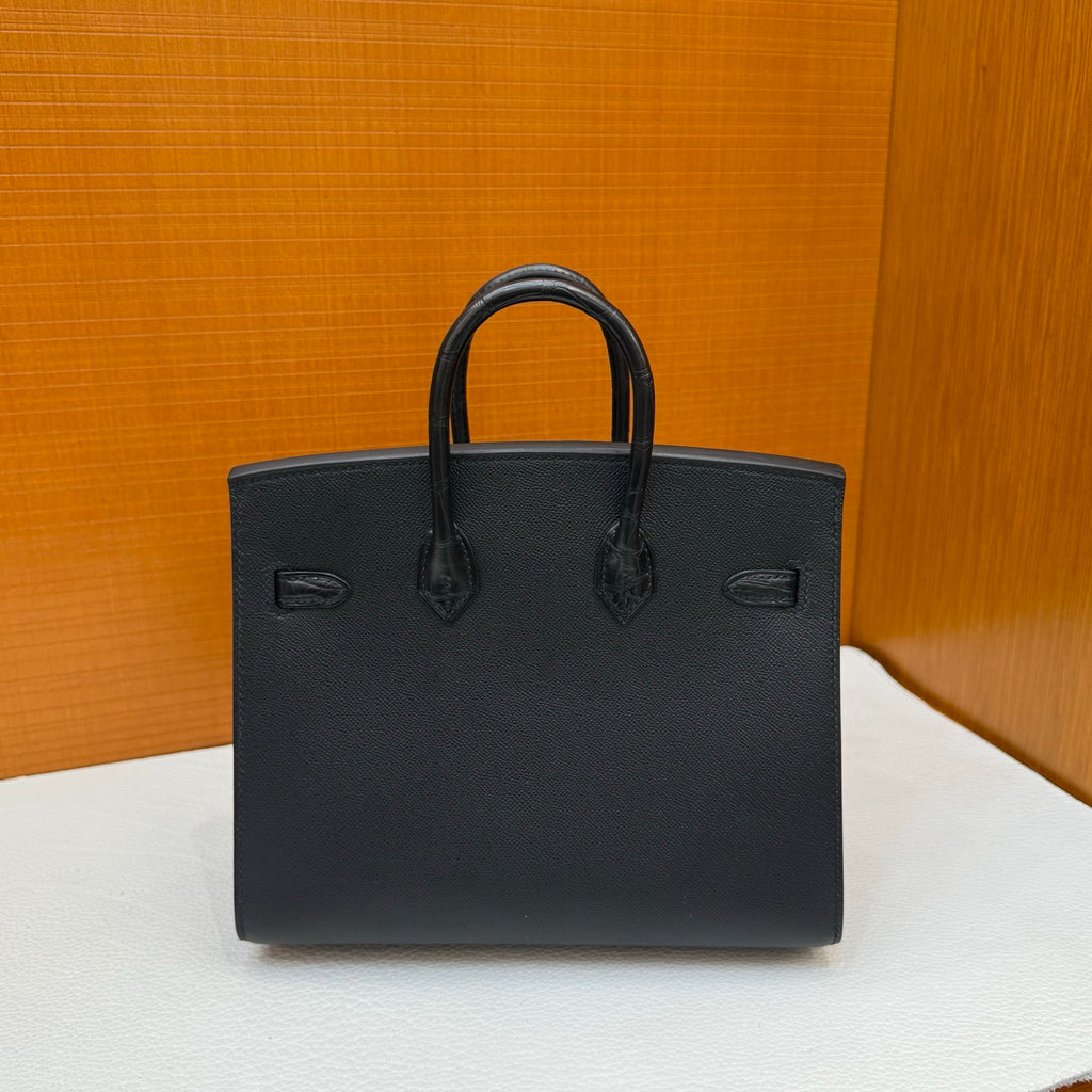 现货 Birkin 20cm 黑色小房子 So Black🏠  全手工蜡线缝 黑扣 Stock