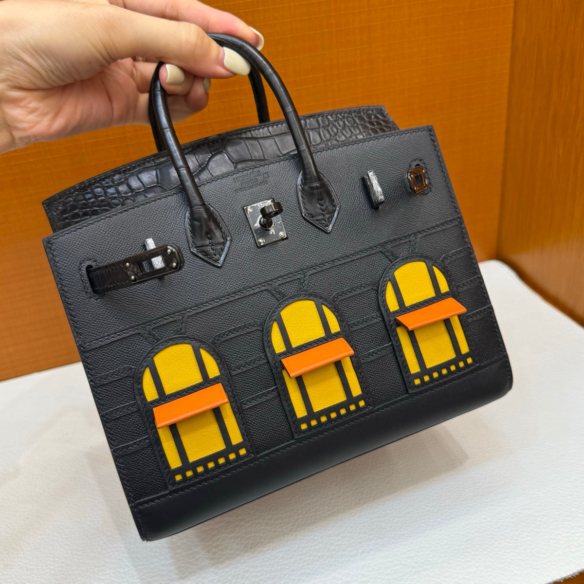现货 Birkin 20cm 黑色小房子 So Black🏠  全手工蜡线缝 黑扣 Stock