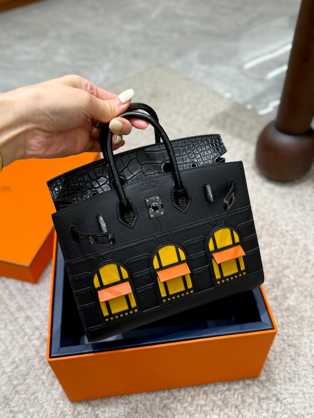 现货 Birkin 20cm 黑色小房子 So Black🏠  全手工蜡线缝 黑扣 Stock