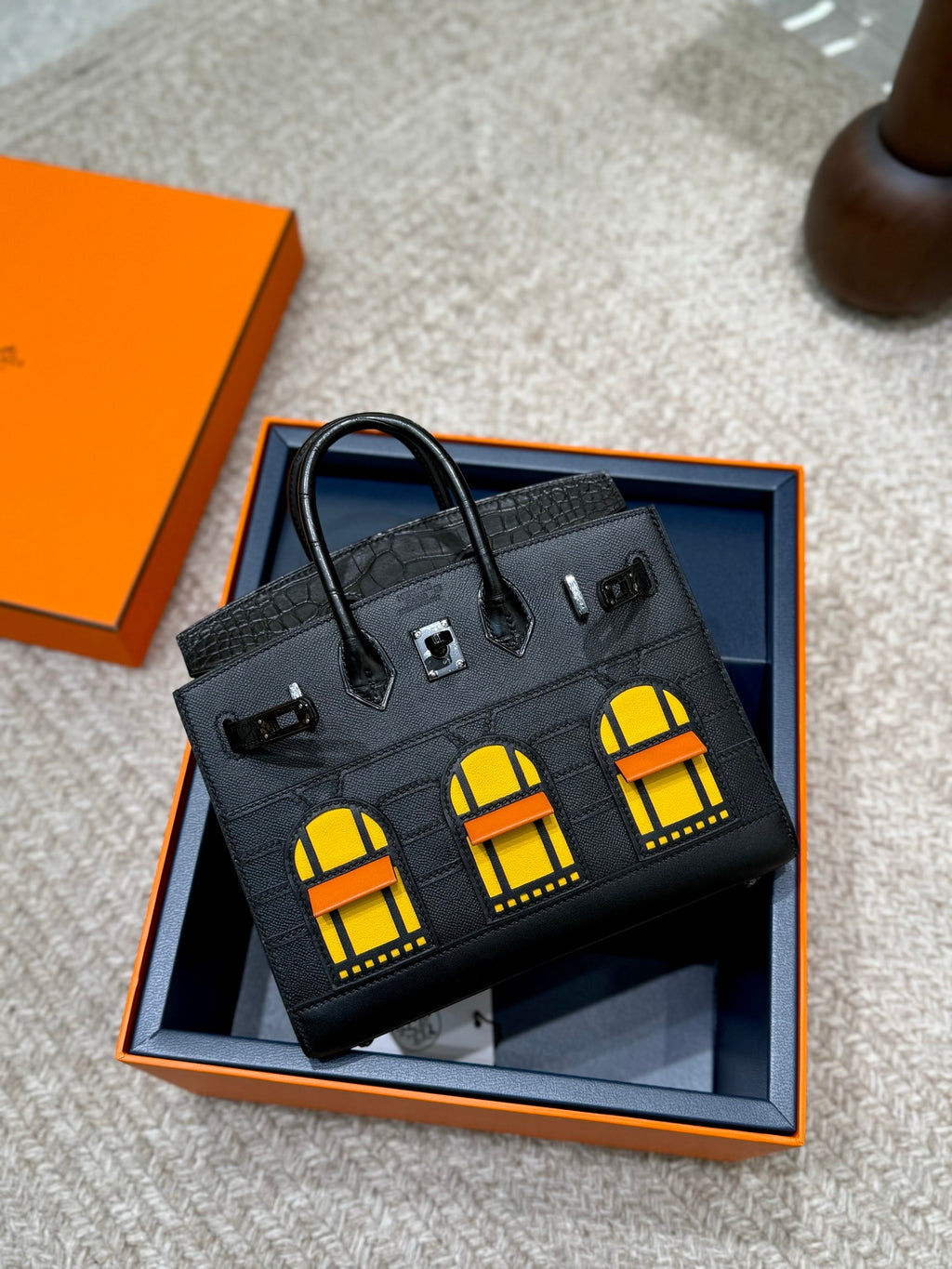 现货 Birkin 20cm 黑色小房子 So Black🏠  全手工蜡线缝 黑扣 Stock