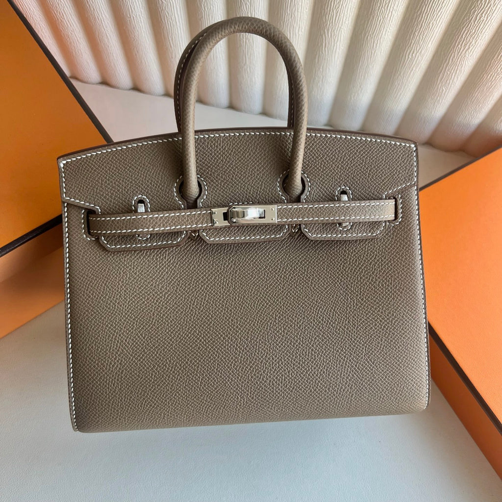 Birkin 20cm Epsom Color：Ck18大象灰 Etoupe Phw 全手工蜡线缝 银扣 Stock