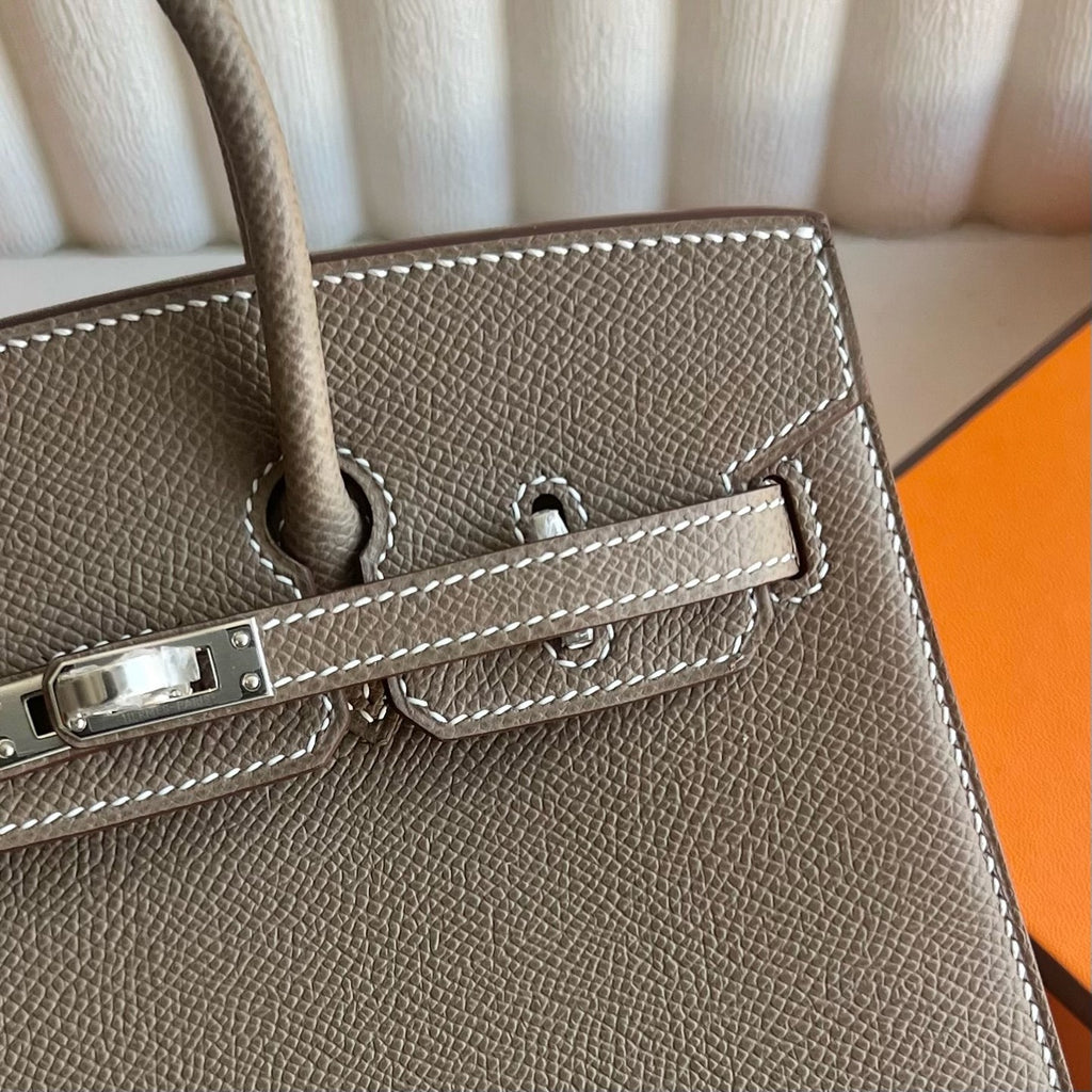 Birkin 20cm Epsom Color：Ck18大象灰 Etoupe Phw 全手工蜡线缝 银扣 Stock