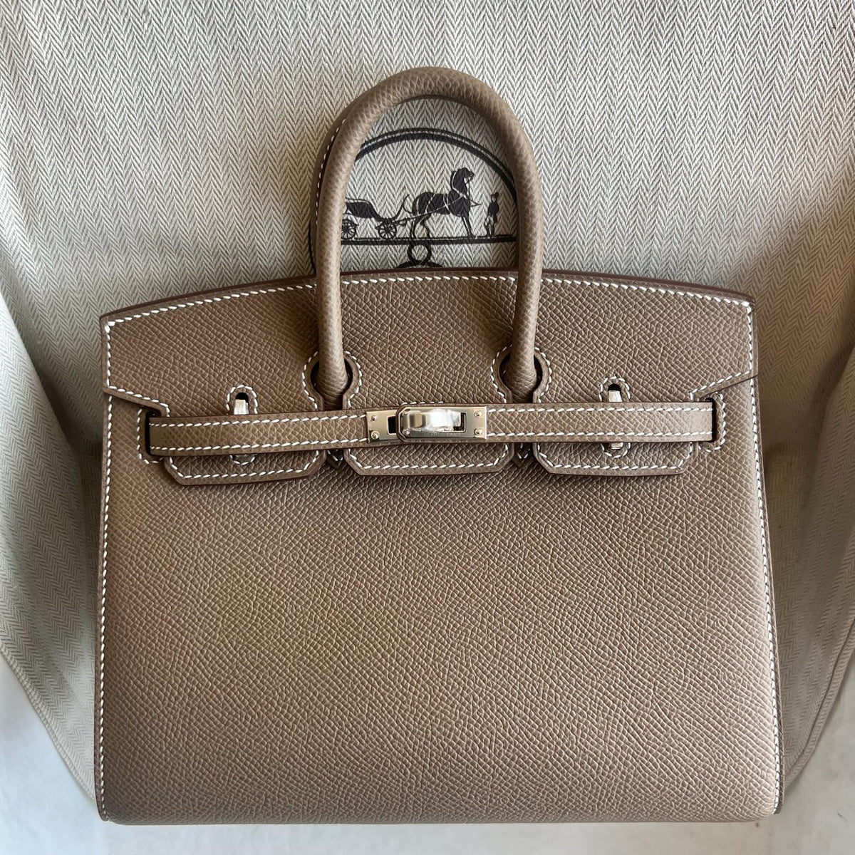 Birkin 20cm Epsom Color：Ck18大象灰 Etoupe Phw 全手工蜡线缝 银扣 Stock