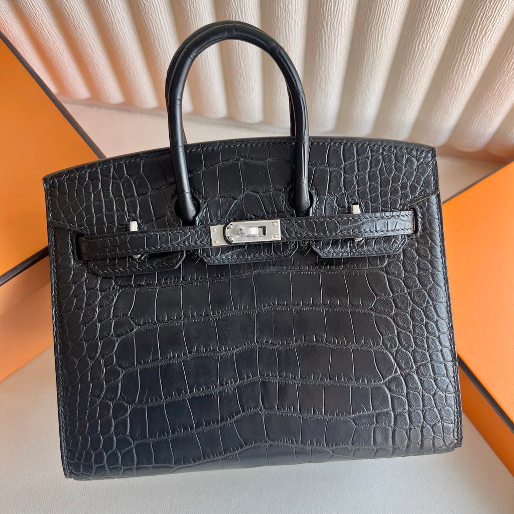 Birkin 20cm Sellier 外缝 雾面美洲鳄鱼  Color：Ck89黑色 Noir Phw Matte Alligator Crocodile 全手工蜡线缝  银扣 定制✈️