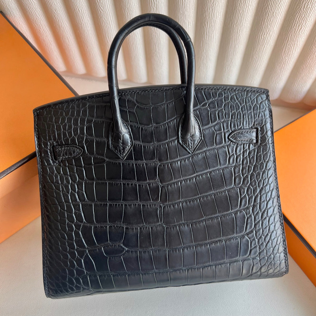 Birkin 20cm Sellier 外缝 雾面美洲鳄鱼  Color：Ck89黑色 Noir Phw Matte Alligator Crocodile 全手工蜡线缝  银扣 定制✈️