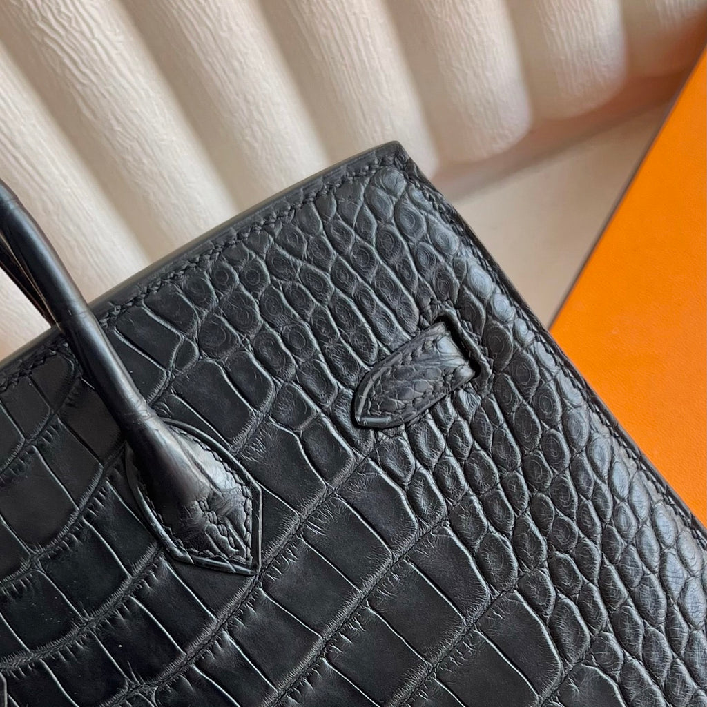 Birkin 20cm Sellier 外缝 雾面美洲鳄鱼  Color：Ck89黑色 Noir Phw Matte Alligator Crocodile 全手工蜡线缝  银扣 定制✈️