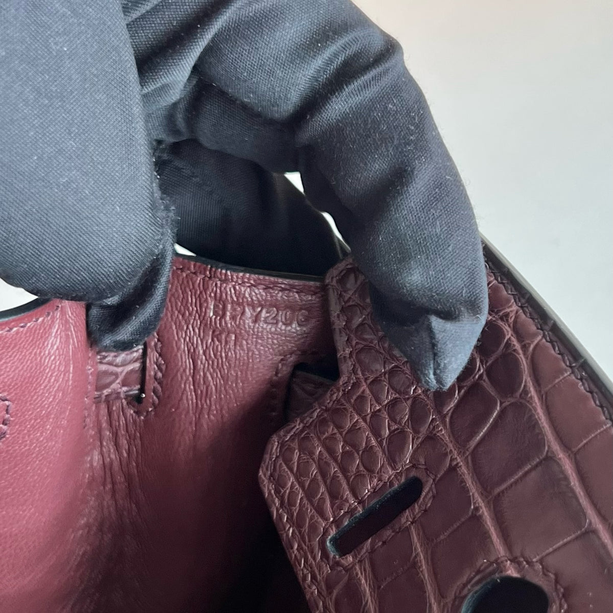 Birkin 20cm Sellier 外缝 雾面美洲鳄鱼  Color：0G马鞍红 Rouge Sellier Matte Alligator Crocodile 全手工蜡线缝  金扣 定制✈️