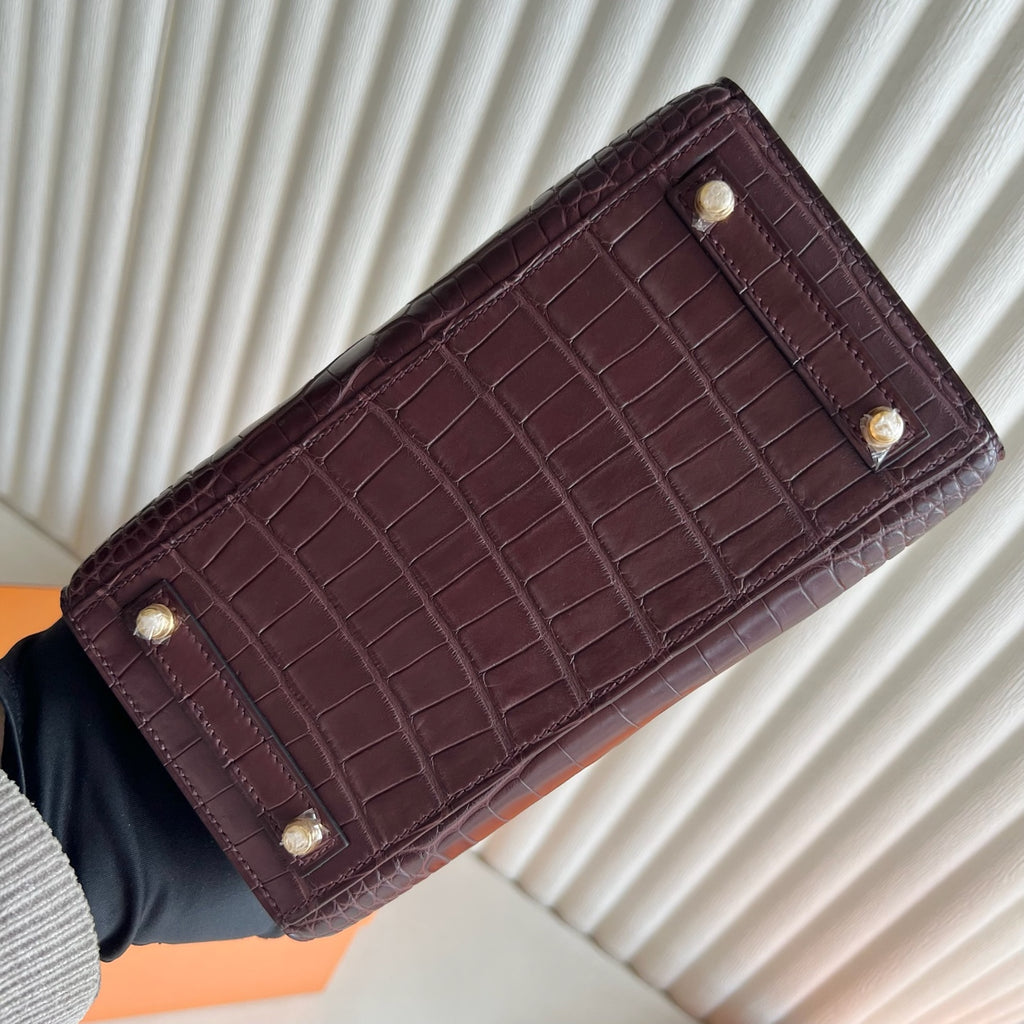 Birkin 20cm Sellier 外缝 雾面美洲鳄鱼  Color：0G马鞍红 Rouge Sellier Matte Alligator Crocodile 全手工蜡线缝  金扣 定制✈️