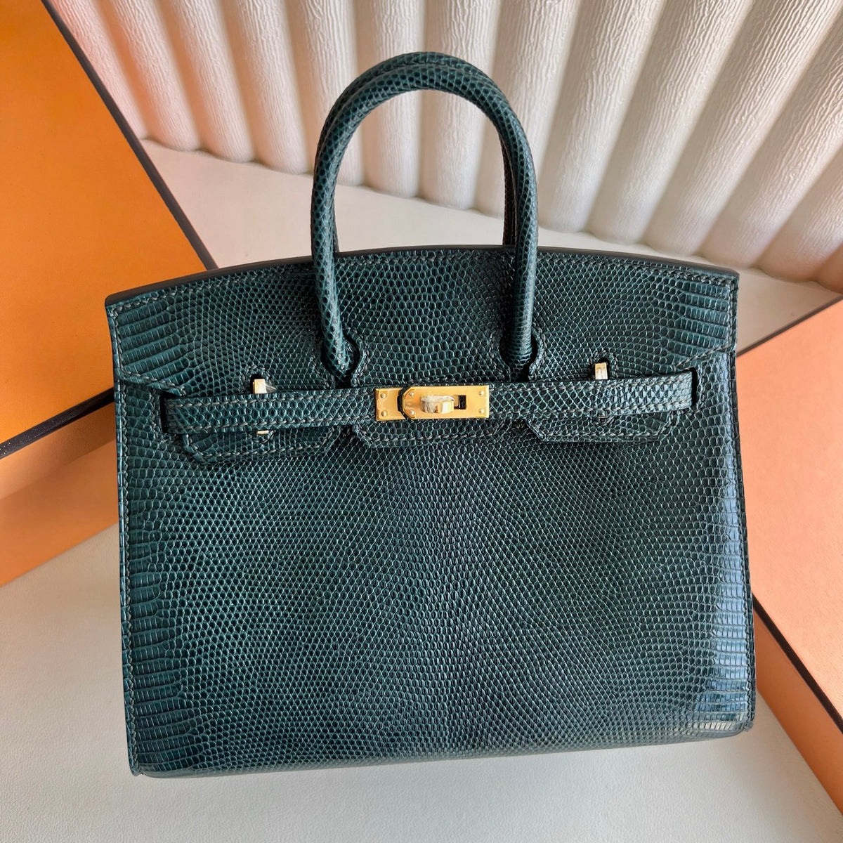Birkin 20cm Sellier 亮面蜥蜴皮 Color：6O松柏绿 全手工蜡线缝  金扣 Stock