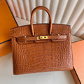 Birkin 20cm Sellier 外缝 雾面美洲鳄鱼  Color：Ck37金棕色 Gold Ghw Matte Alligator Crocodile 全手工蜡线缝  原装五金手工刻 金扣 定制✈️
