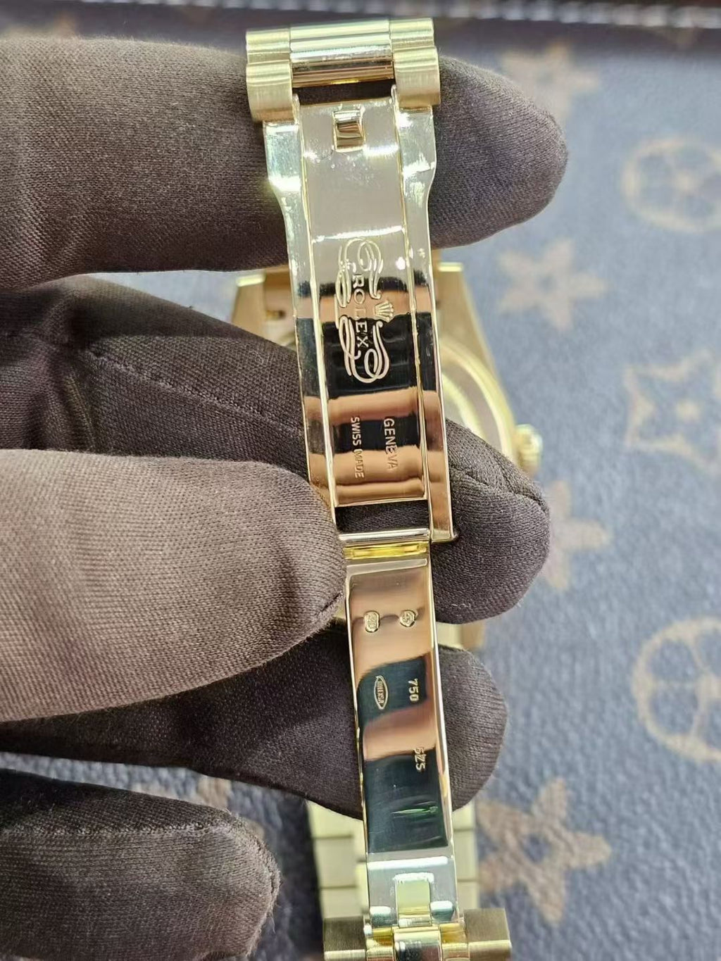 Smoked Green Customization